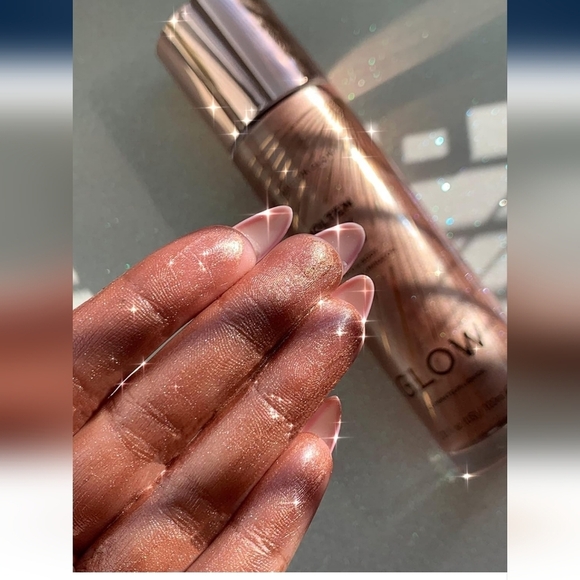 Revolution Glow Molten Body Glow Illuminator 100ml New - Picture 4 of 4